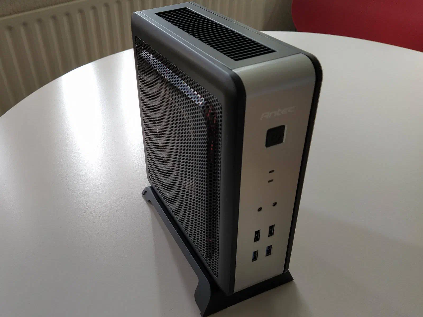 Antec ISK110 VESA-U3